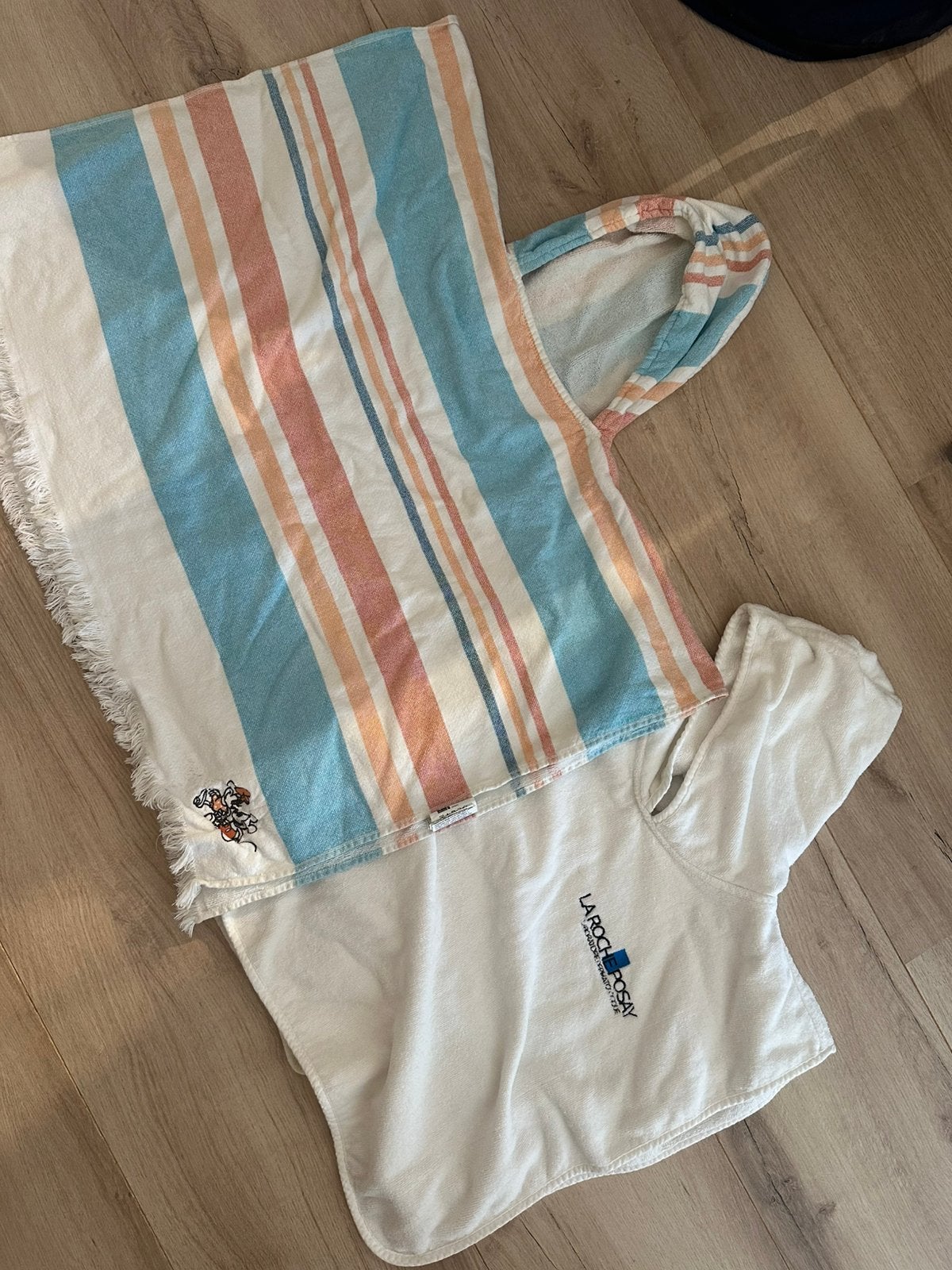 GRATIS 2 heerlijk zachte badcapes, Ophalen, Nieuw
