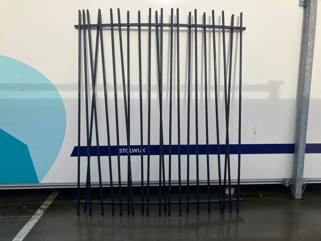 Te koop gegalvaniseerd/ gepoedercoat spijlenhekwerk. De, Tuin en Terras, Ophalen, Zo goed als nieuw, IJzer