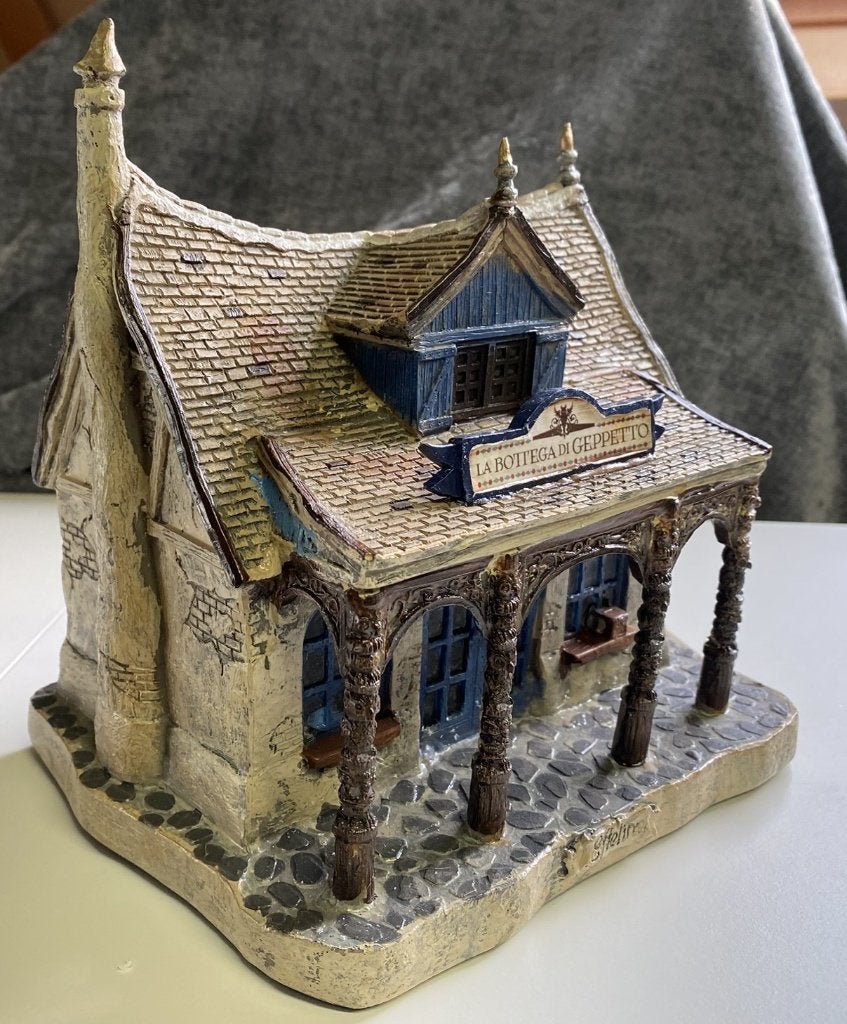 Luville Efteling - Huis van Gepetto -zo goed als nieuw, Verzamelen, Ophalen of Verzenden, Zo goed als nieuw, Onbekend, Beeldje of Poppetje