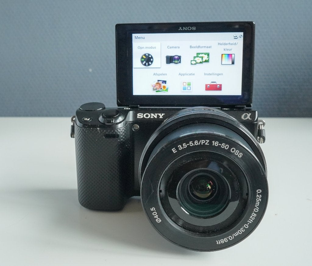 Sony NEX-5R met  kitlens 16-50mm OSS lens, zeer goed!, Audio, Tv en Foto, Fotocamera's Digitaal, Gebruikt, 16 megapixels, Lensdop
