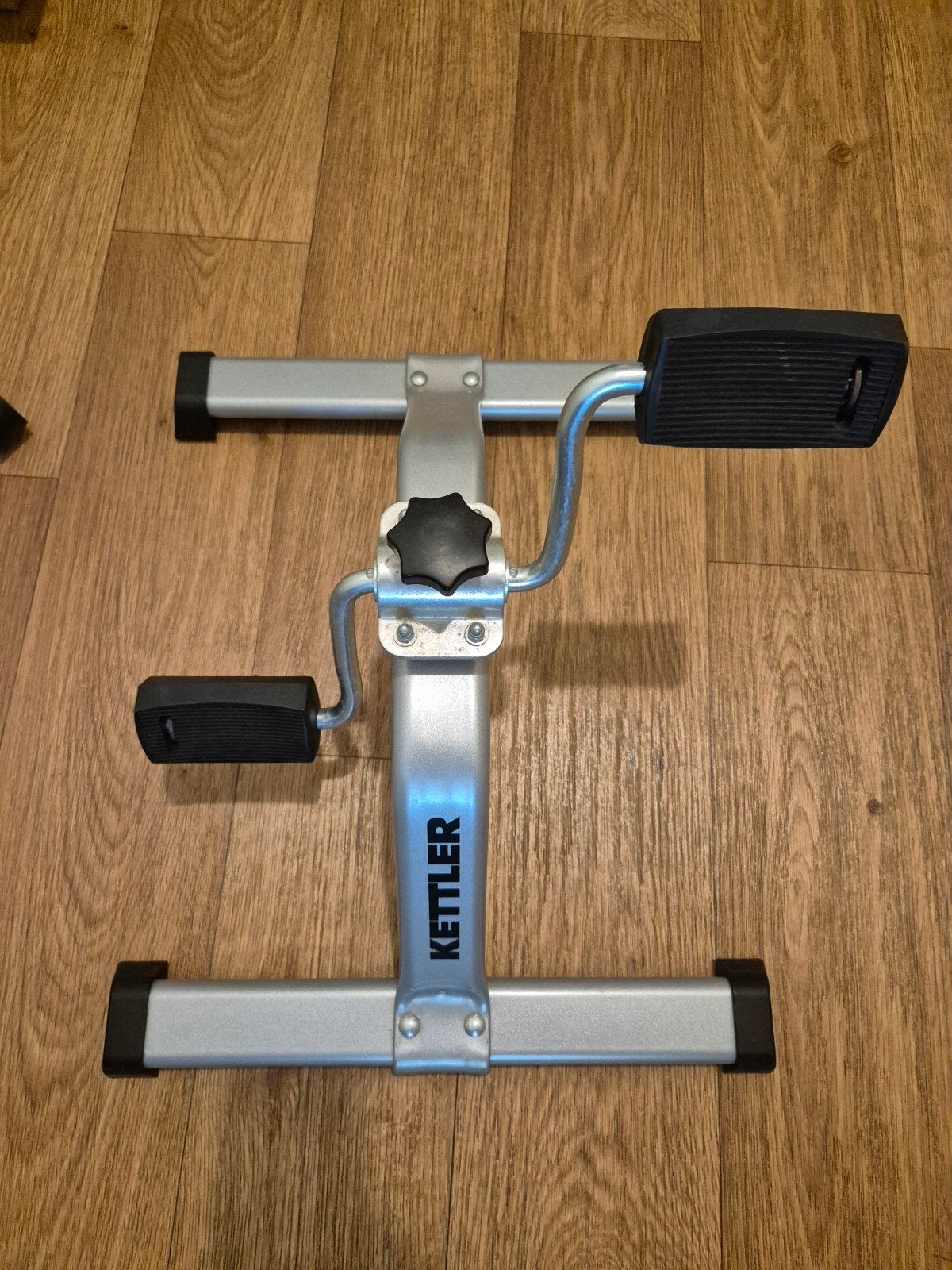 Kettler Stoelfiets - Compacte en effectieve thuistrainer, Ophalen, Zo goed als nieuw, Metaal, Stoelfiets