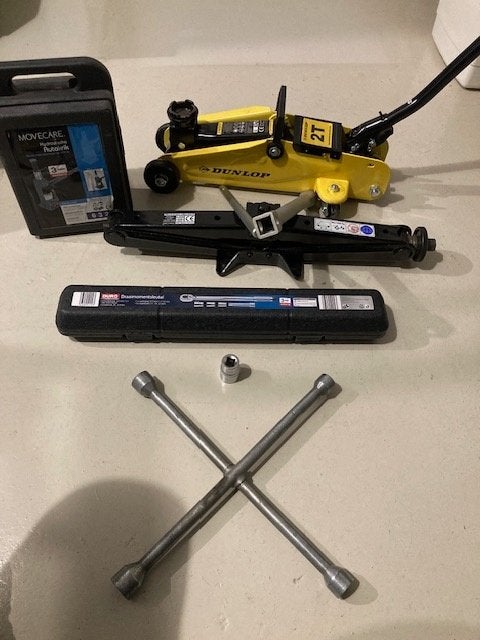 autokrik 2ton,potkrik 5ton,schaarkrik,moment + kruissleutel, Ophalen, Gebruikt, Manueel, Garagekrik