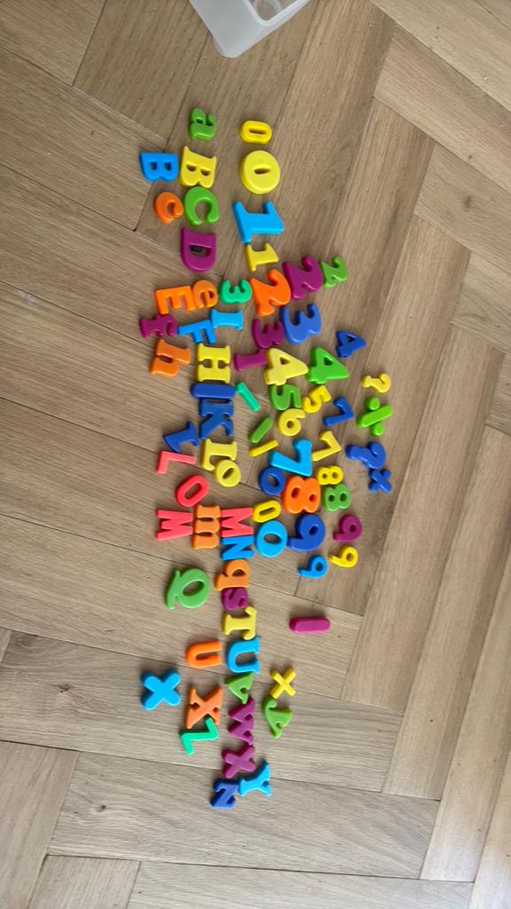Magneet letters & cijfers, Kinderen en Baby's, Speelgoed | Educatief en Creatief, Ophalen, Gebruikt