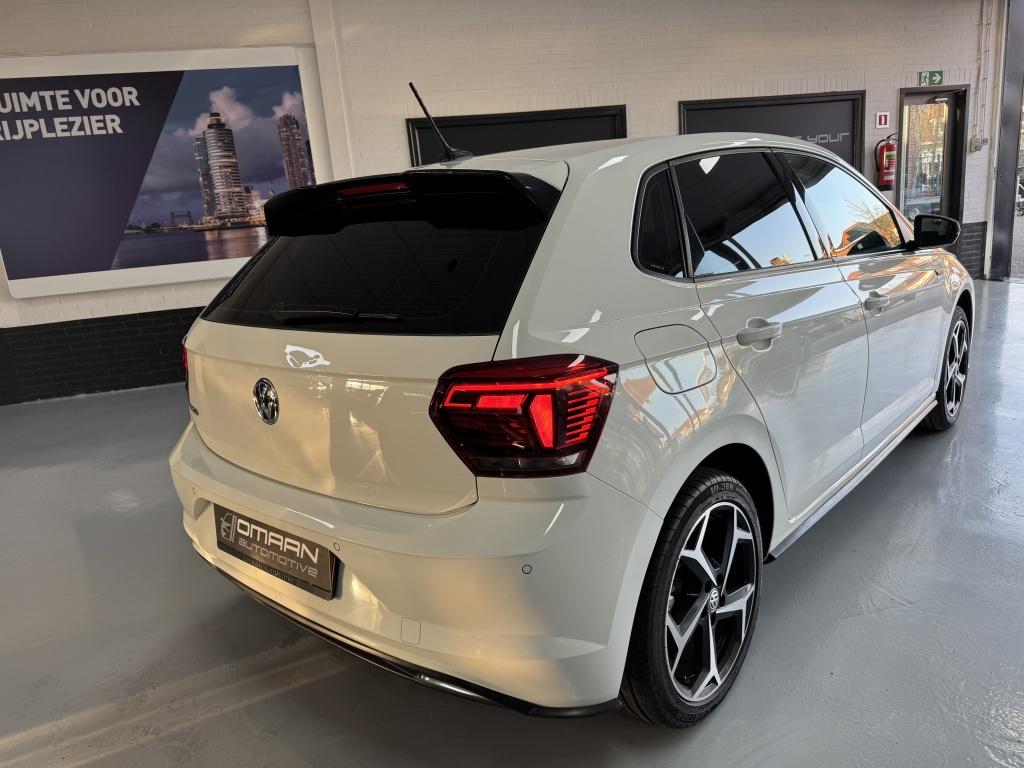 Volkswagen Polo 1.0 TSI R-Line 116PK DSG VIRTUAL CARPLAY, Gebruikt, Wit, Bedrijf, 3 cilinders