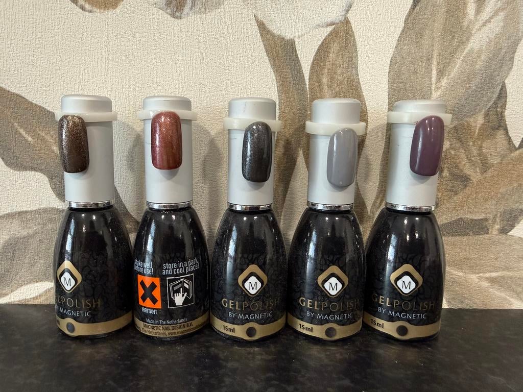 Gelpolisch Magnetic, Ophalen of Verzenden, Zo goed als nieuw, Overige kleuren, Handen en Nagels