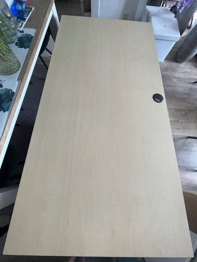 Elektrisch bureau, Ophalen, 160 cm, Gebruikt, Scandinavisch
