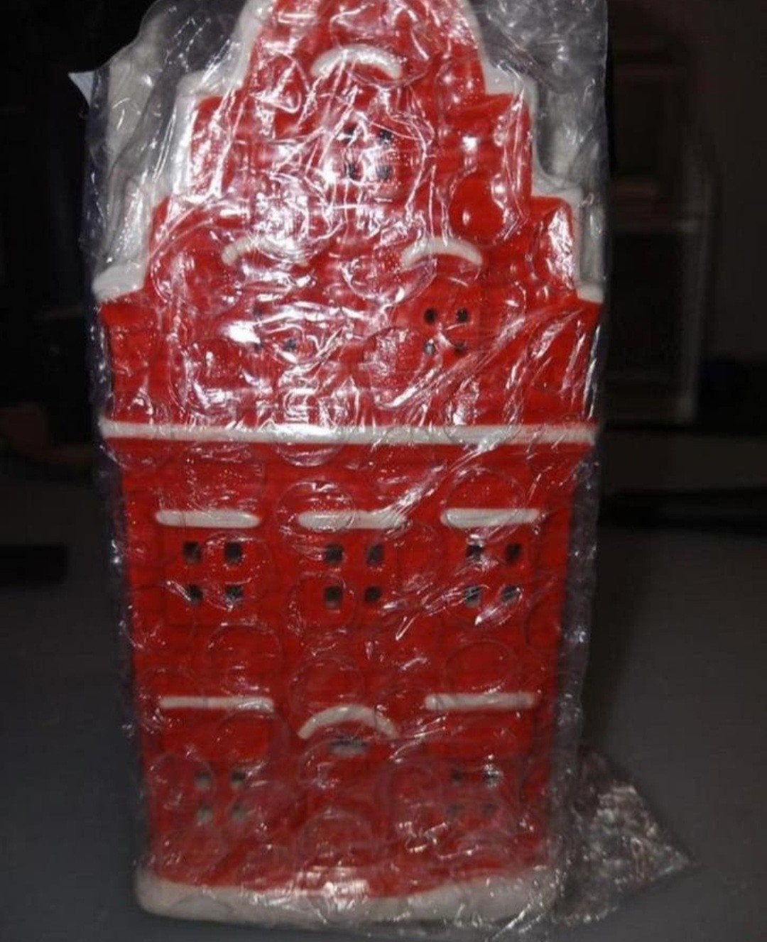 Rood kersthuisje, Ophalen, Nieuw