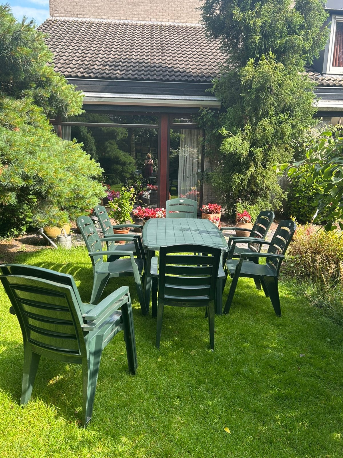 8 stapelbare Hartman tuinstoelen en grote tafel, Ophalen, Kunststof, Gebruikt, 8 zitplaatsen