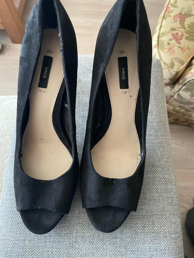 MNG Zwarte Peep-Toe Hakken Maat 38, Pumps, Zwart, Ophalen of Verzenden, Zo goed als nieuw