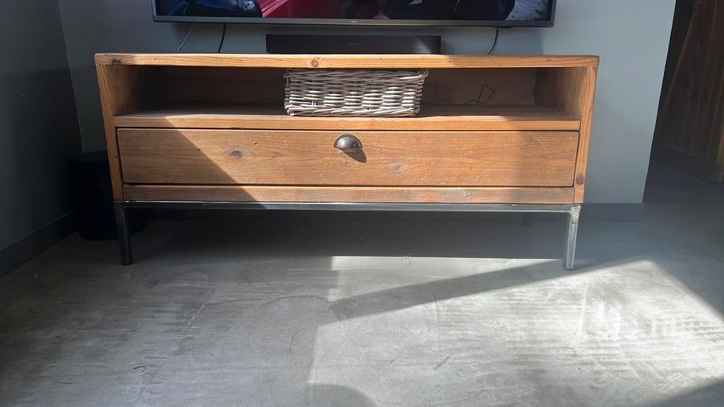 TV meubel + salontafel steigerhout, Huis en Inrichting, Tafels | Salontafels, Ophalen, Zo goed als nieuw