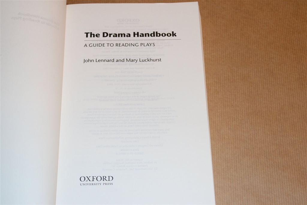 The Drama Handbook — A Guide to Reading Plays, Ophalen of Verzenden, Gelezen