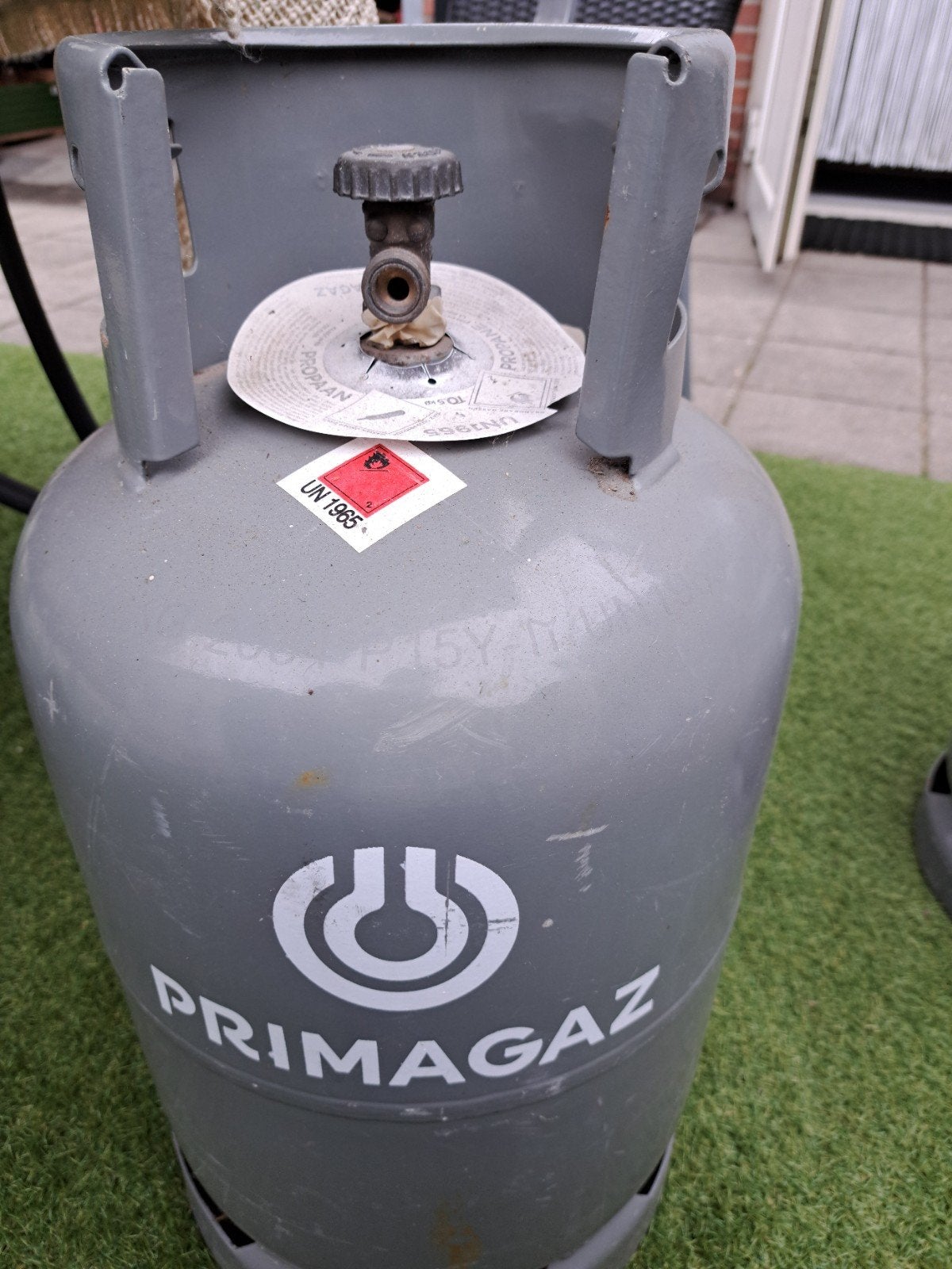 Volle Primagaz gasfles, Ophalen, Gebruikt