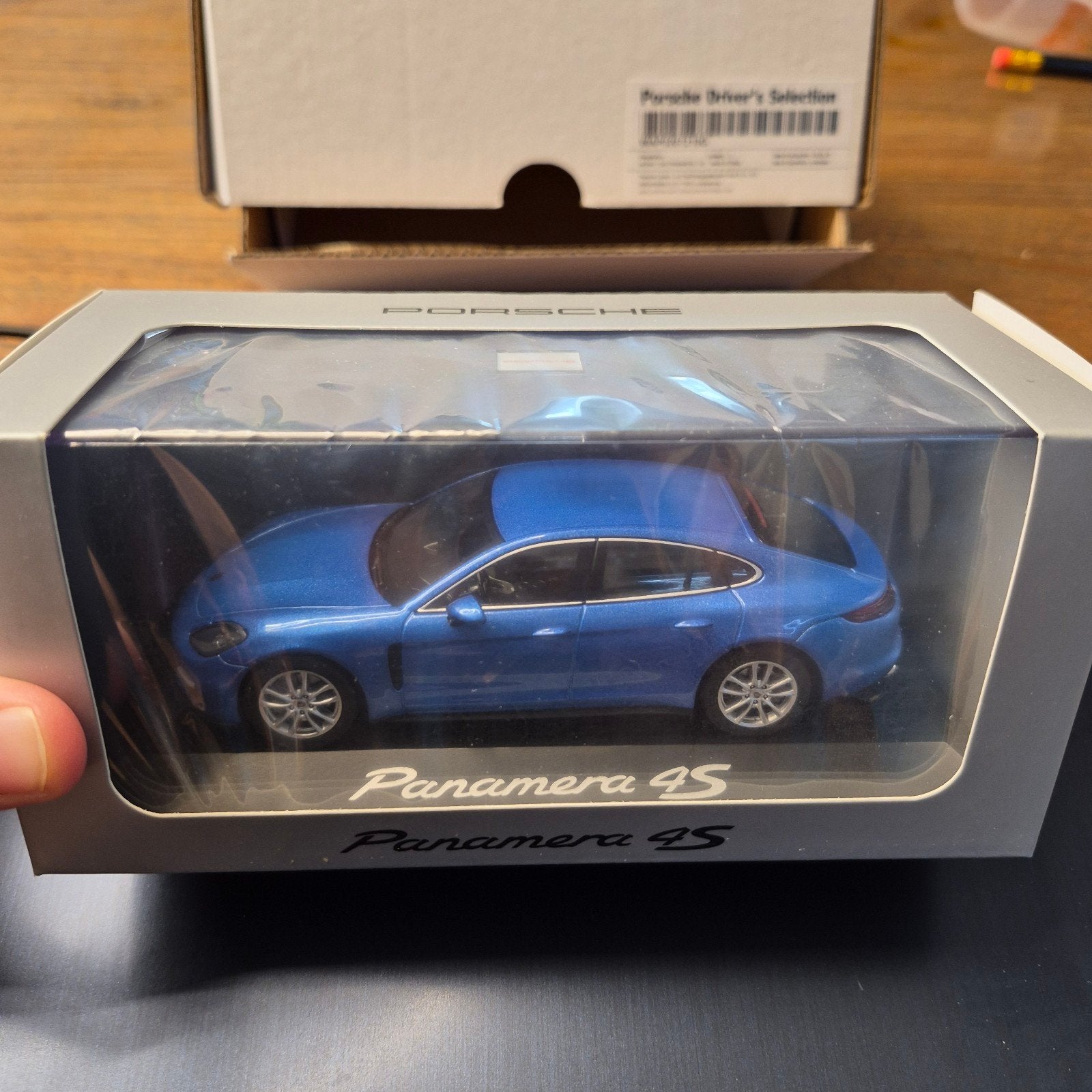 Porsche Panamera 4S - 1:43 - Herpa, Overige merken, Porsche Lizenz- und Handelsgesellschaft mbH & Co.KG, Gronerstraße 5, 71636 Ludwigsburg, Germany