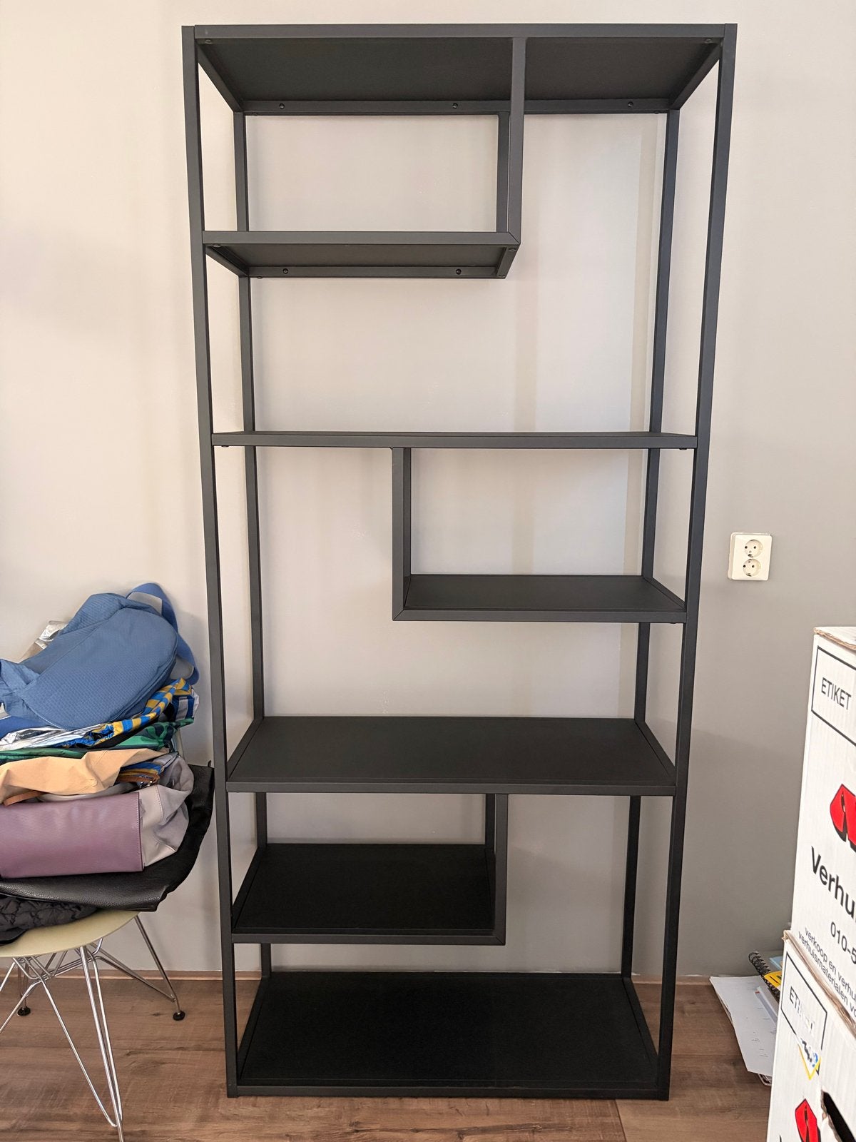 Moderne zwarte open kast - ZSM ophalen i.v.m. verhuizing, Ophalen, Met plank(en), Gebruikt, 200 cm of meer