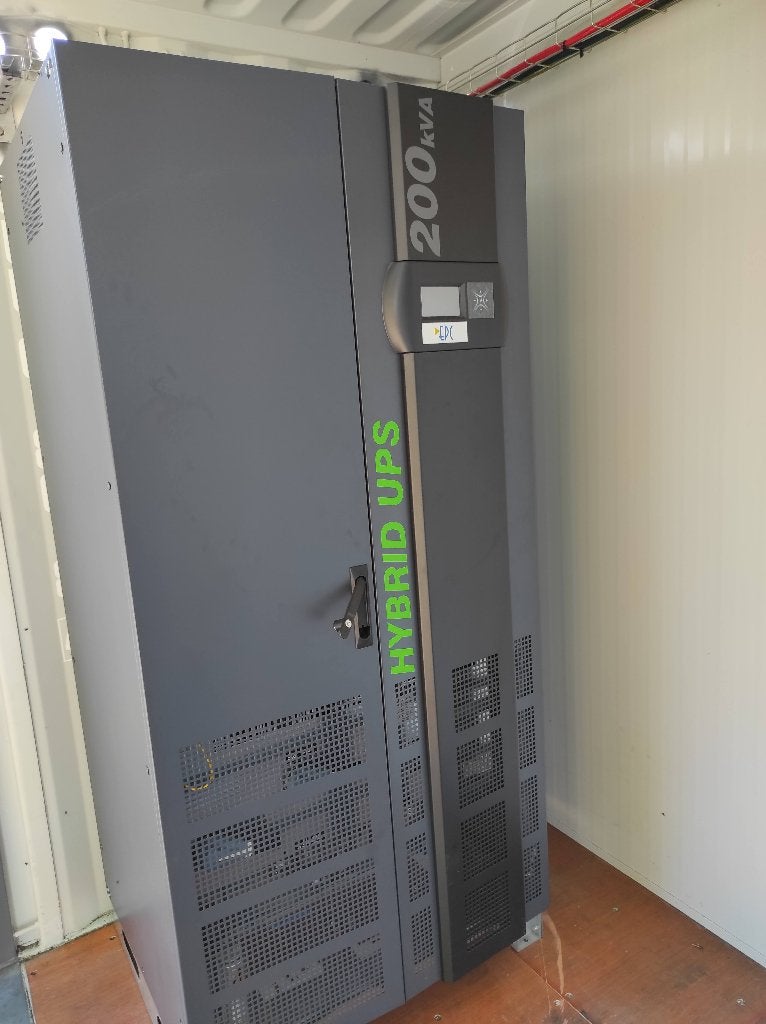 Hybride UPS 200 kVA Professionele Noodstroomvoorziening, Ophalen, Zo goed als nieuw