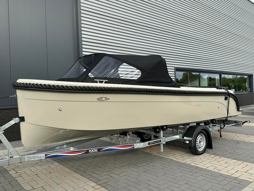Elegance 580 VOL OPTIES ZGAN|20PK|AUDIO|TRAP|ZONNEBED, Ophalen, Zo goed als nieuw, Tender, Verlichting