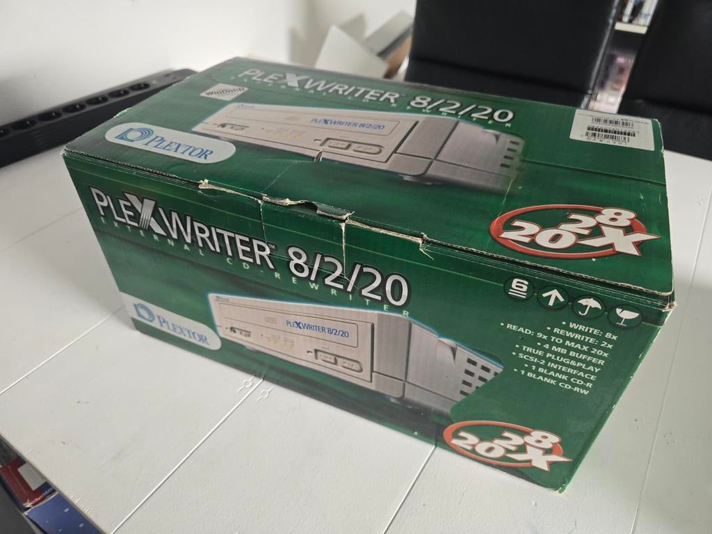 Plextor PlexWriter 8/2/20 Externe CD-Rewriter (Zeldzaam!!), Ophalen of Verzenden, Cd