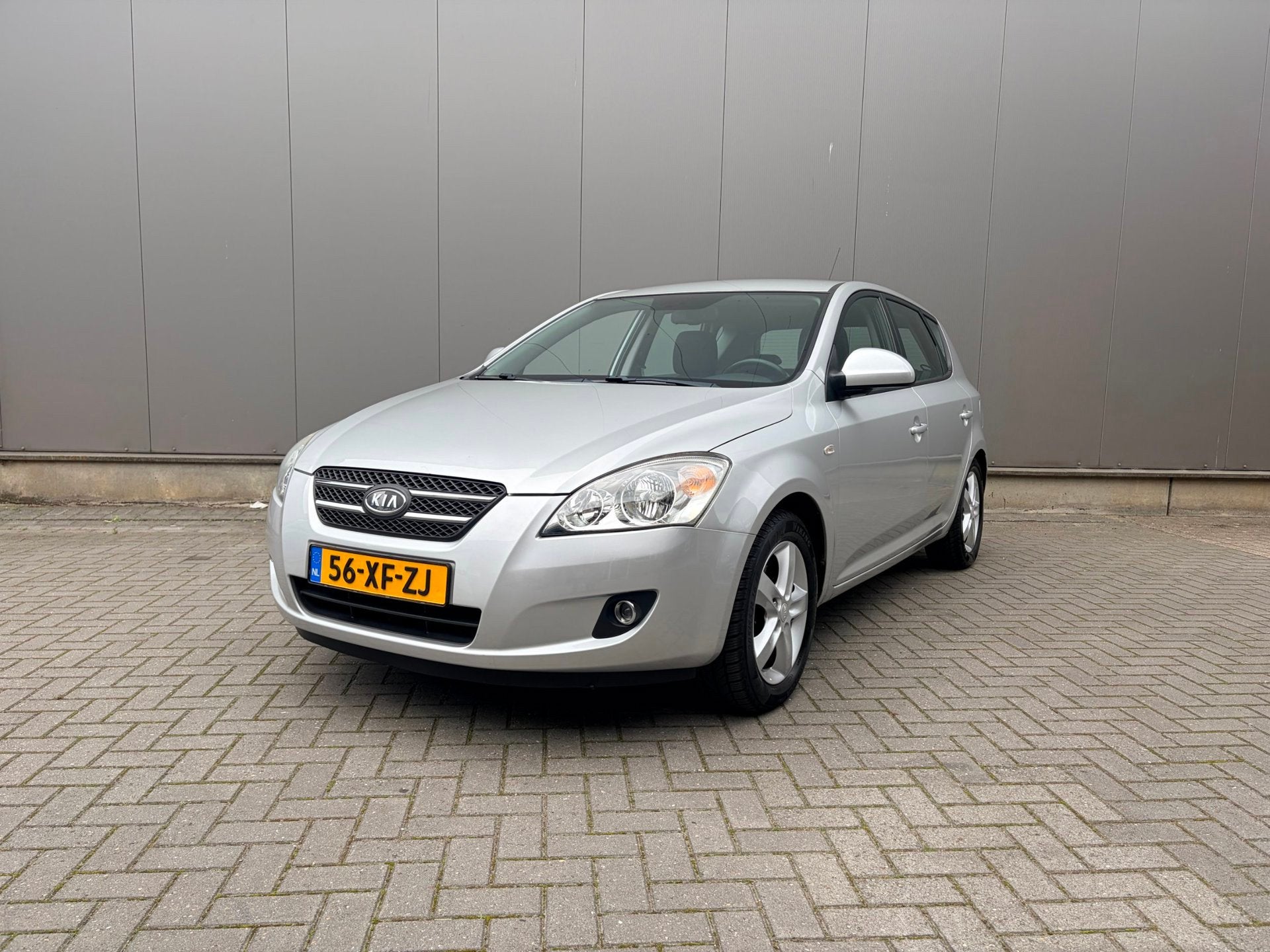 Kia Cee'd 1.6 X-clusive, Auto's, Gebruikt, 4 cilinders, Automatische klimaatregeling, 122 pk