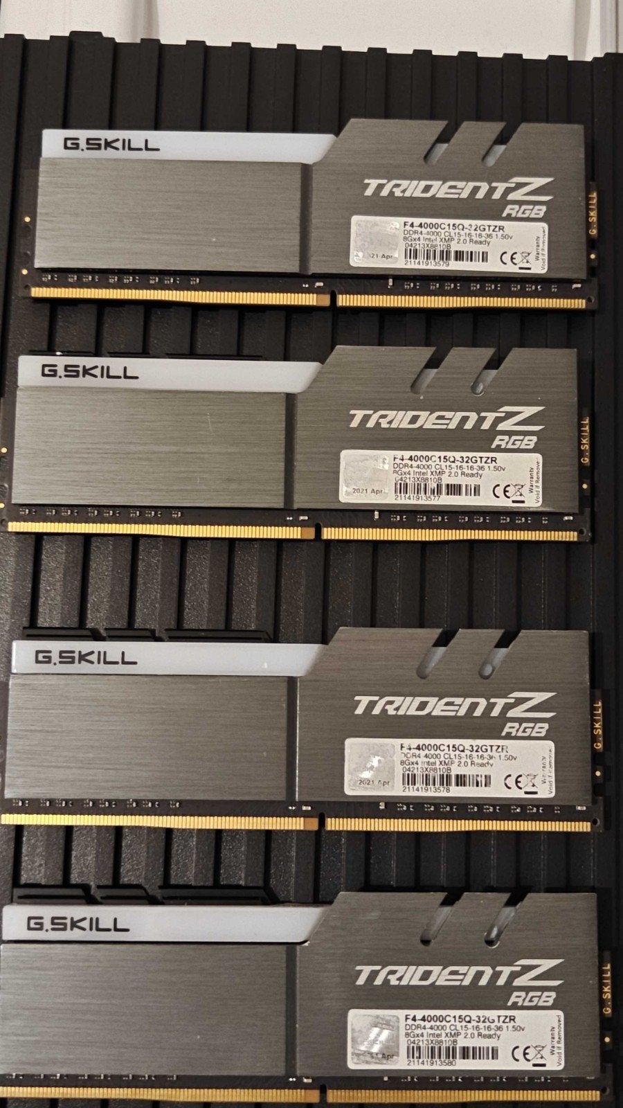 G.Skill Trident Z RGB F4-4000C15Q-32GTZR, Computers en Software, RAM geheugen, Gebruikt, 32 GB, DDR4, Ophalen of Verzenden