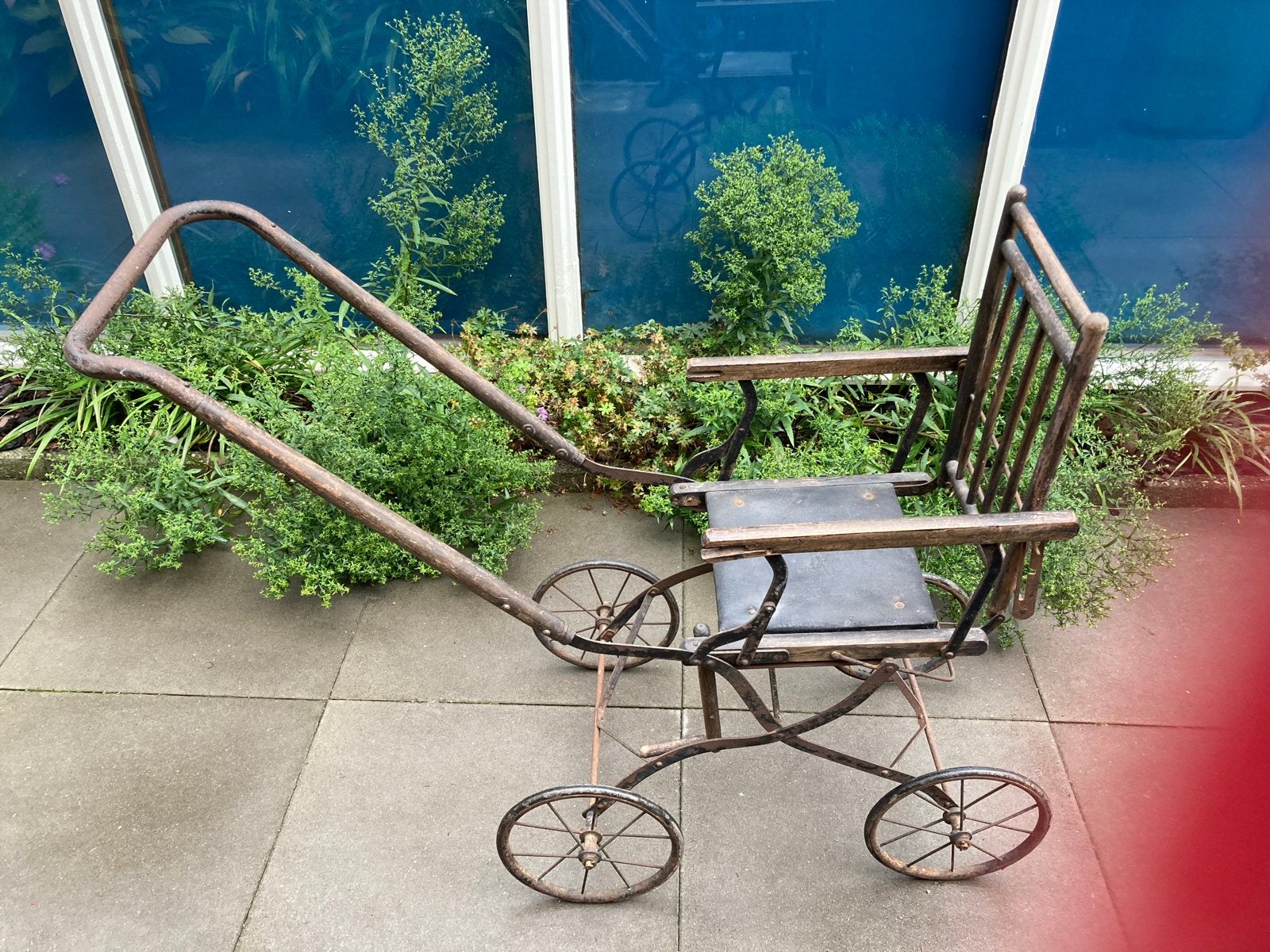 Antieke poppenwagen / kinderwagen, decoratief, Ophalen