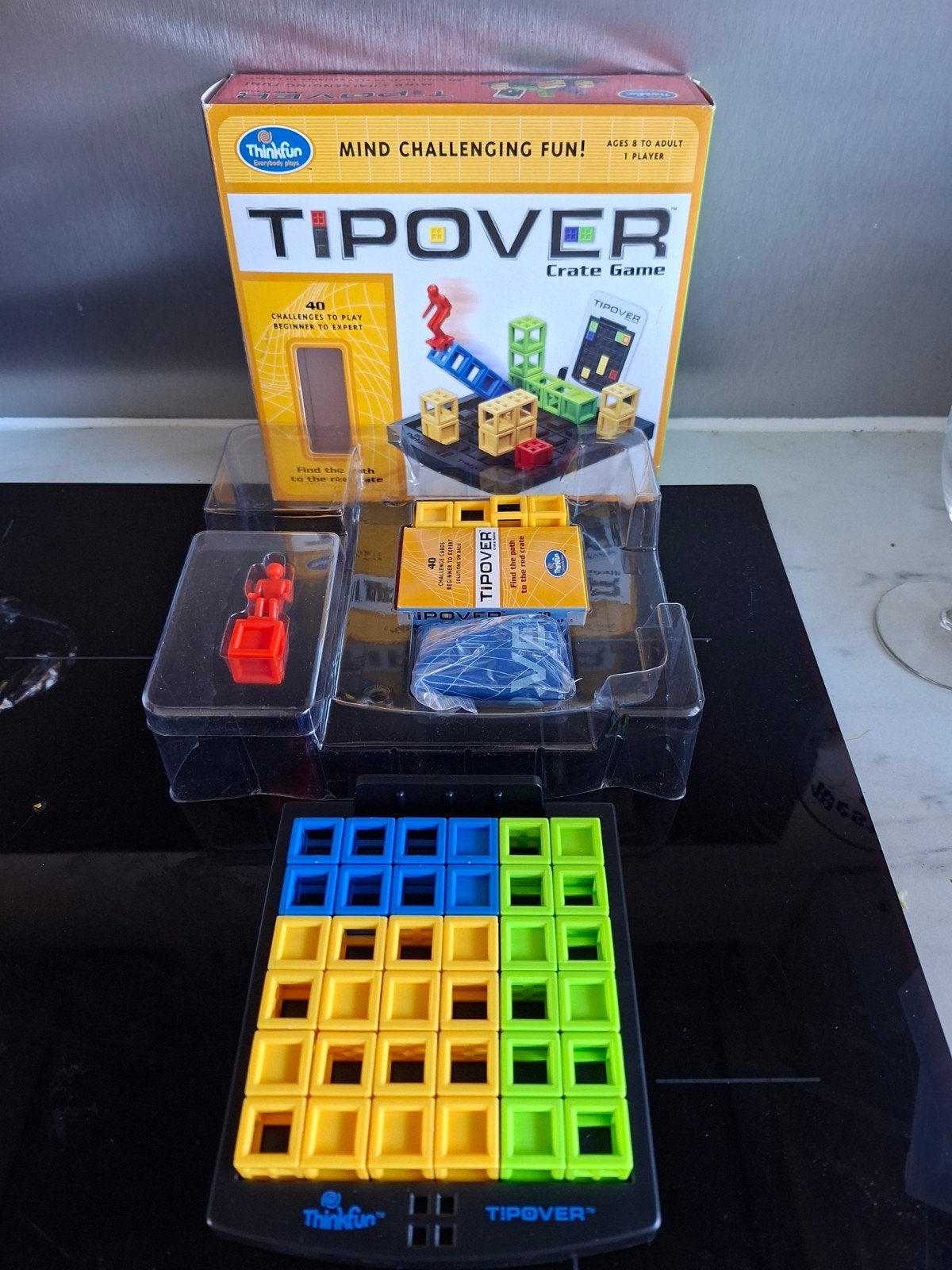 ThinkFun Tipover Crate Game - Hersenkraker voor 1 speler, Een of twee spelers, Ophalen of Verzenden, Zo goed als nieuw, ThinkFun