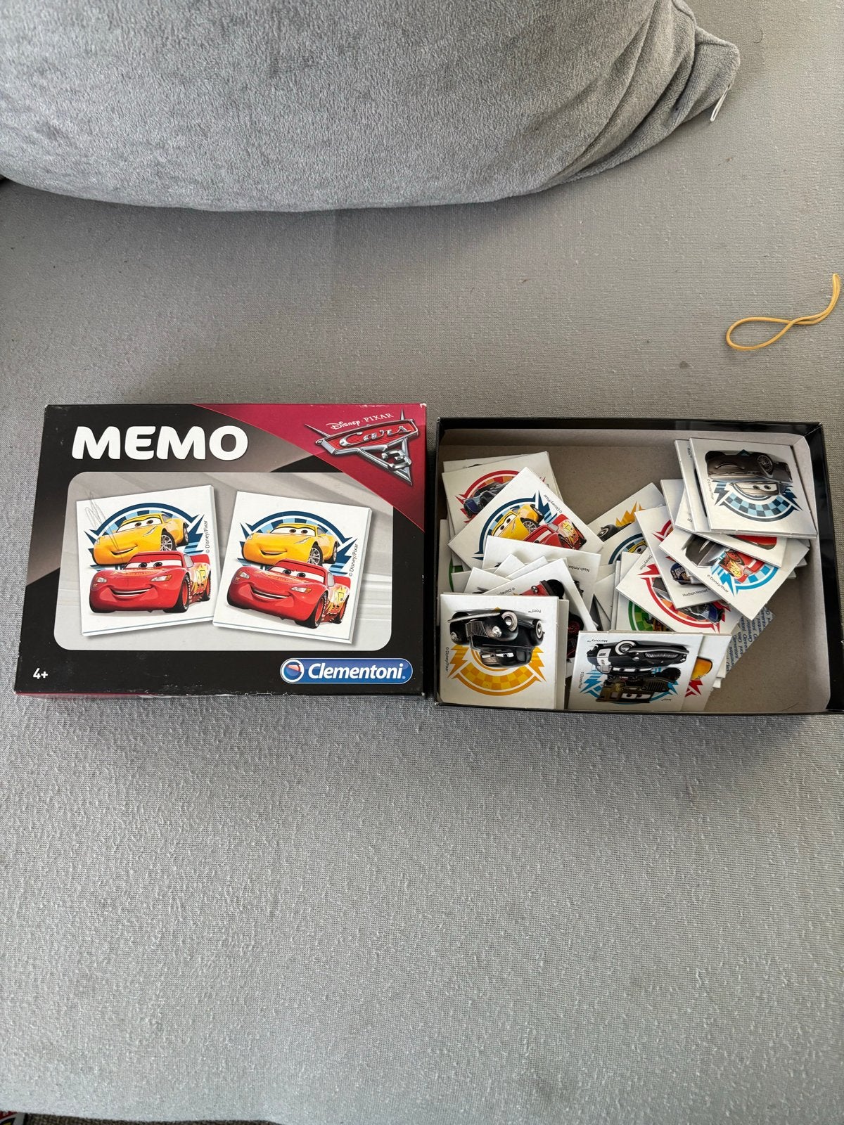 Disney Pixar Cars Memo Spel - Clementoni Memory Card Game, Een of twee spelers, Ophalen, Zo goed als nieuw