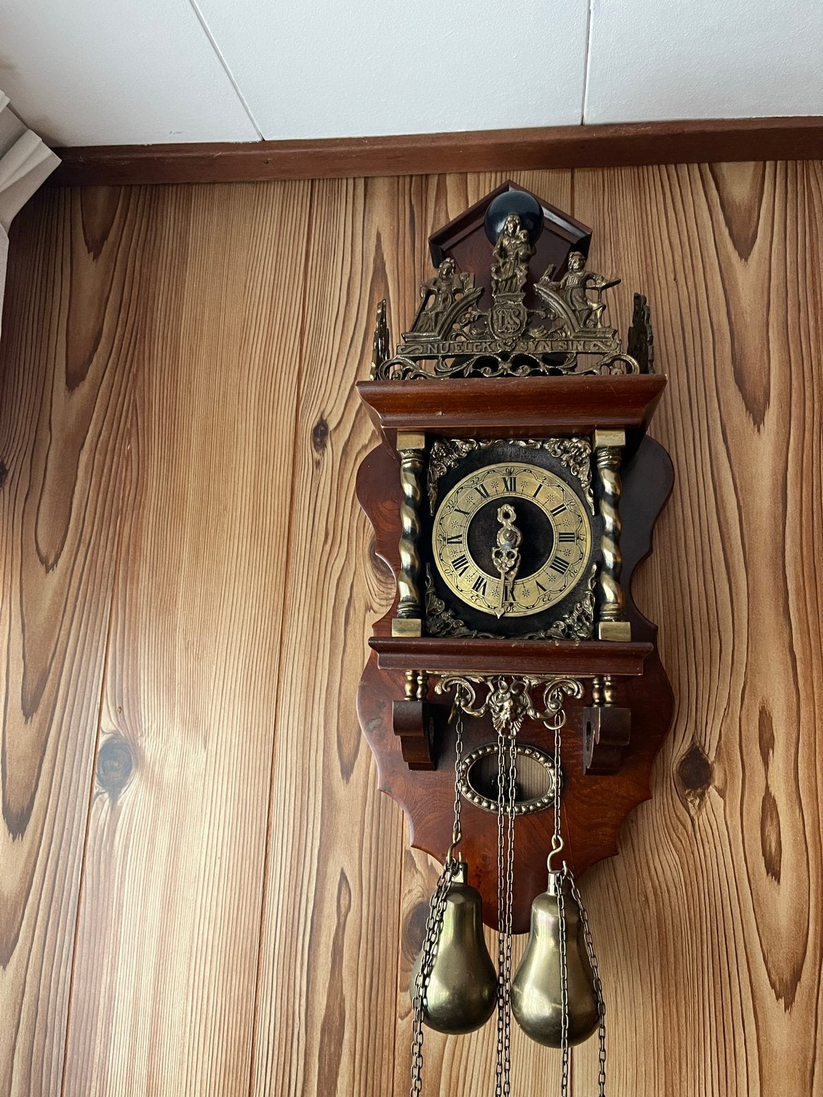 Decoratieve Zaanse Klok - Werkt niet meer, Antiek en Kunst, Ophalen