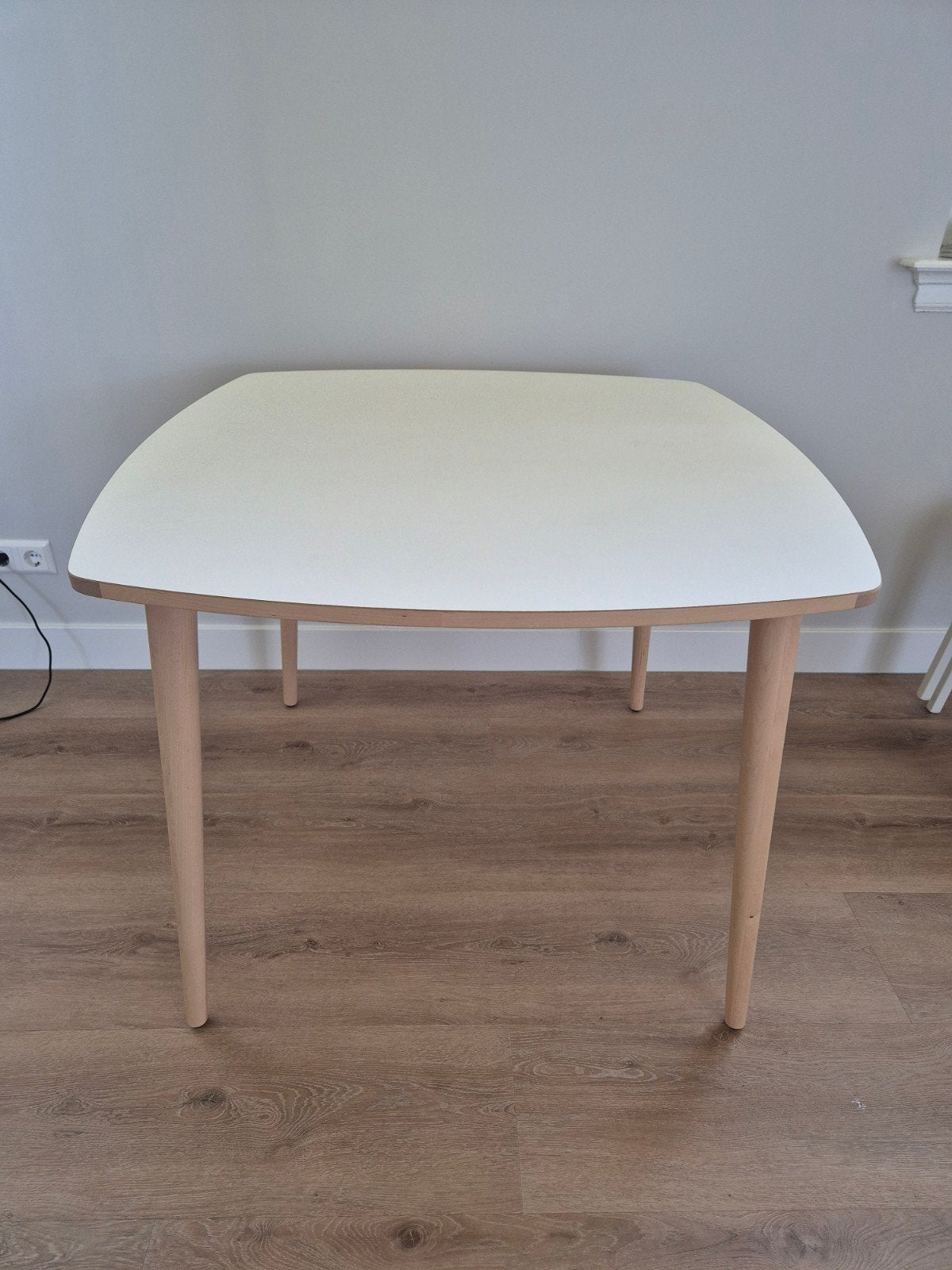 IKEA Omtänksam tafel 95x95, Huis en Inrichting, Tafels | Eettafels, Ophalen, Rechthoekig, 50 tot 100 cm