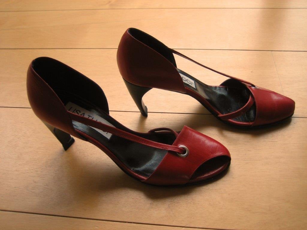 Prachtige knalrode open pumps LISA TUCCI 38-39 snazzeys, Verzenden, Nieuw, Rood, Sandalen of Muiltjes
