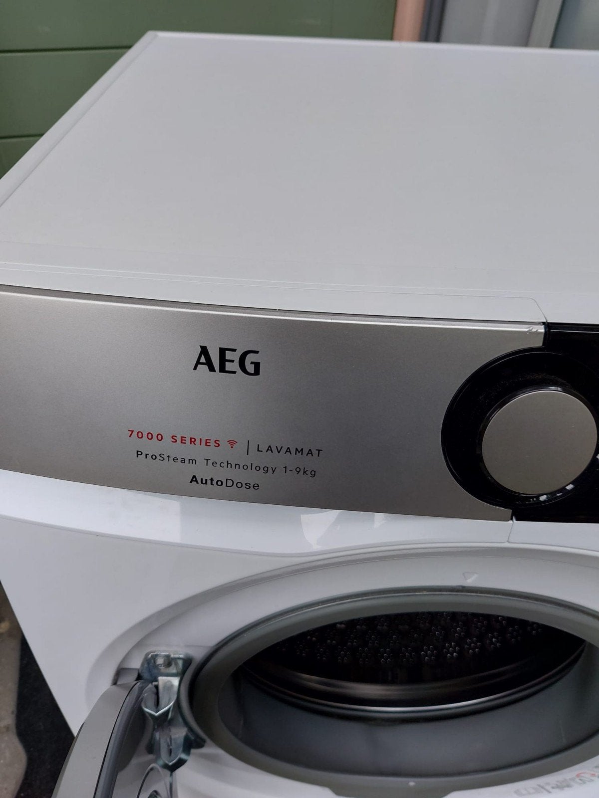 Foto 3 van Aeg wasmachine 9 kg Autodose