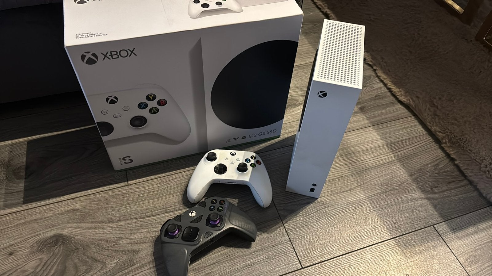 Xbox Series S + doos en toebehoren, Spelcomputers en Games, Ophalen, Zo goed als nieuw, Xbox Series S