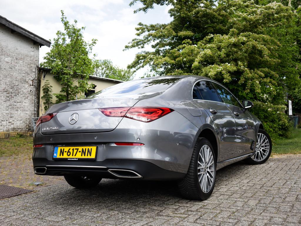 Mercedes-Benz CLA-Klasse 250 e Business Solution Luxury Limi, Auto's, Gebruikt, 4 cilinders, 15 kWh, Bedrijf
