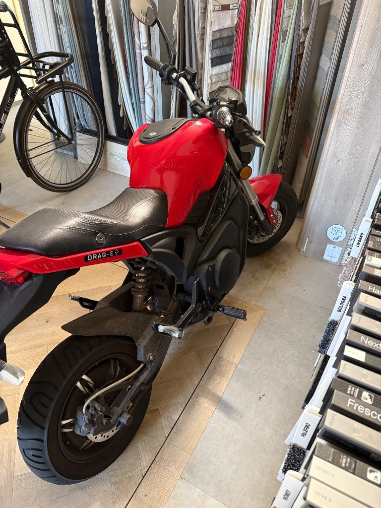 Drag-e  electrische snor  brommer, Ophalen, Zo goed als nieuw, Maximaal 25 km/u, Drag-e