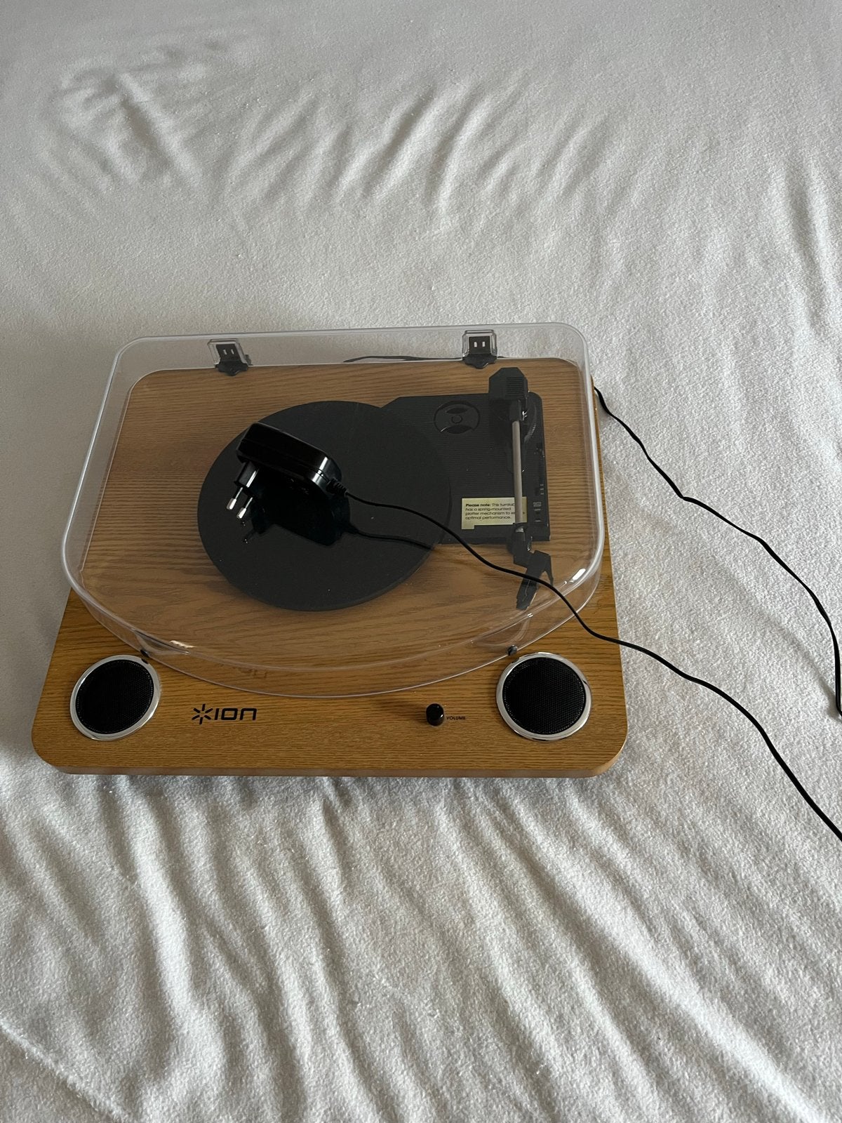 Ion Platenspeler met ingebouwde speakers