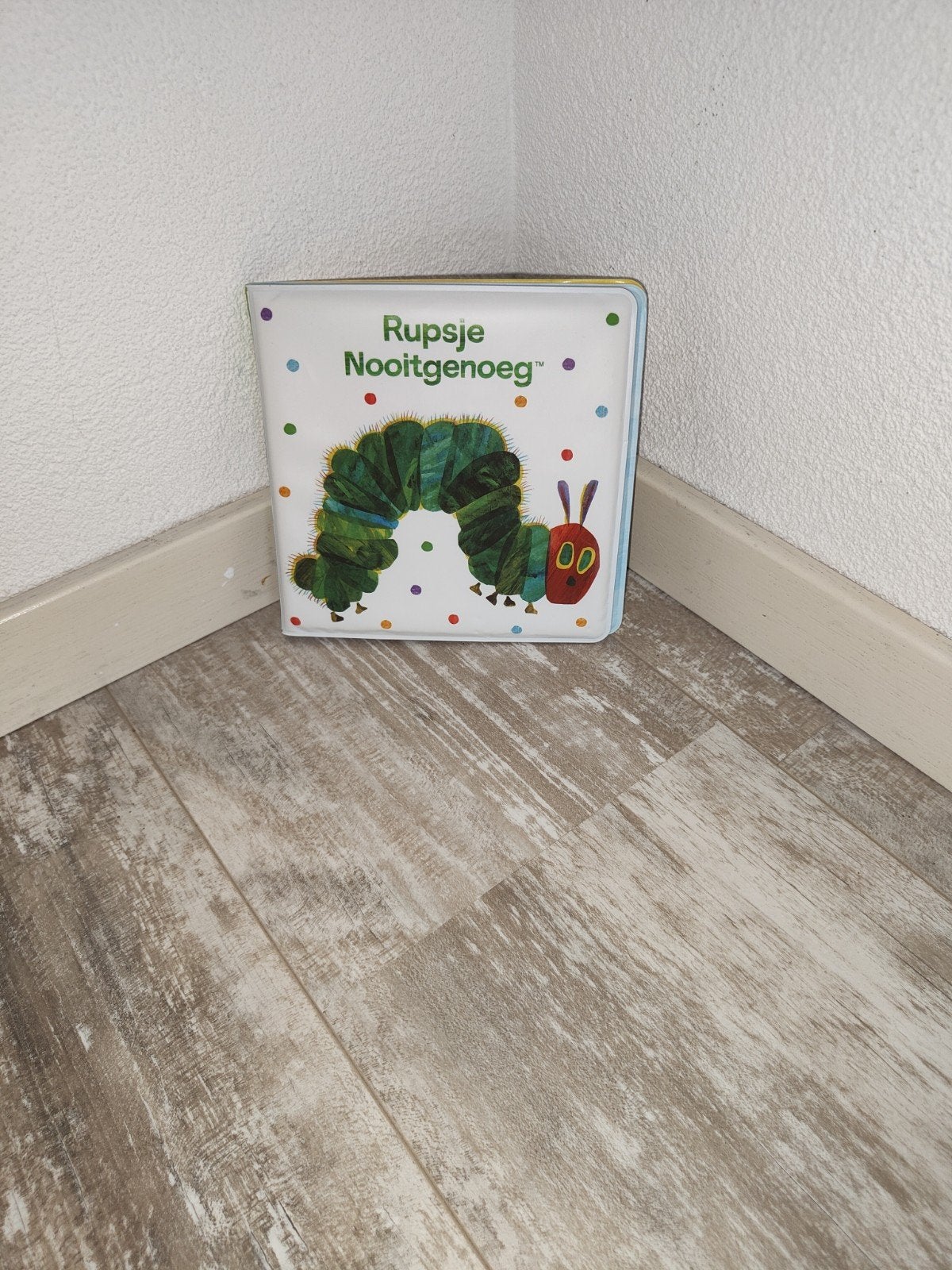 Badboekje Rupsje Nooitgenoeg - Eric Carle, Ophalen of Verzenden, Uitklap-, Voel- of Ontdekboek, Eric Carle, 0 tot 6 maanden