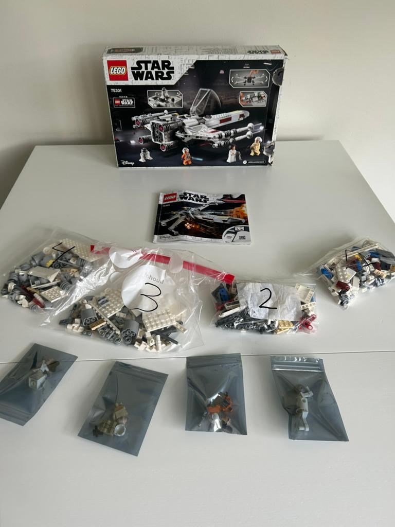 LEGO Star Wars 75301 Luke Skywalker’s X-Wing Compleet, Verzenden, Zo goed als nieuw, Actiefiguurtje