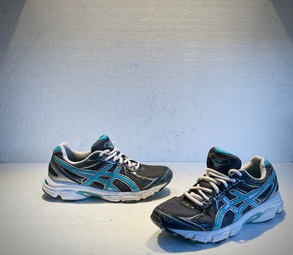 Asics hardloopschoenen running shoes zwart licht blauw 39, Blauw, Sportschoenen, Ophalen of Verzenden, Zo goed als nieuw