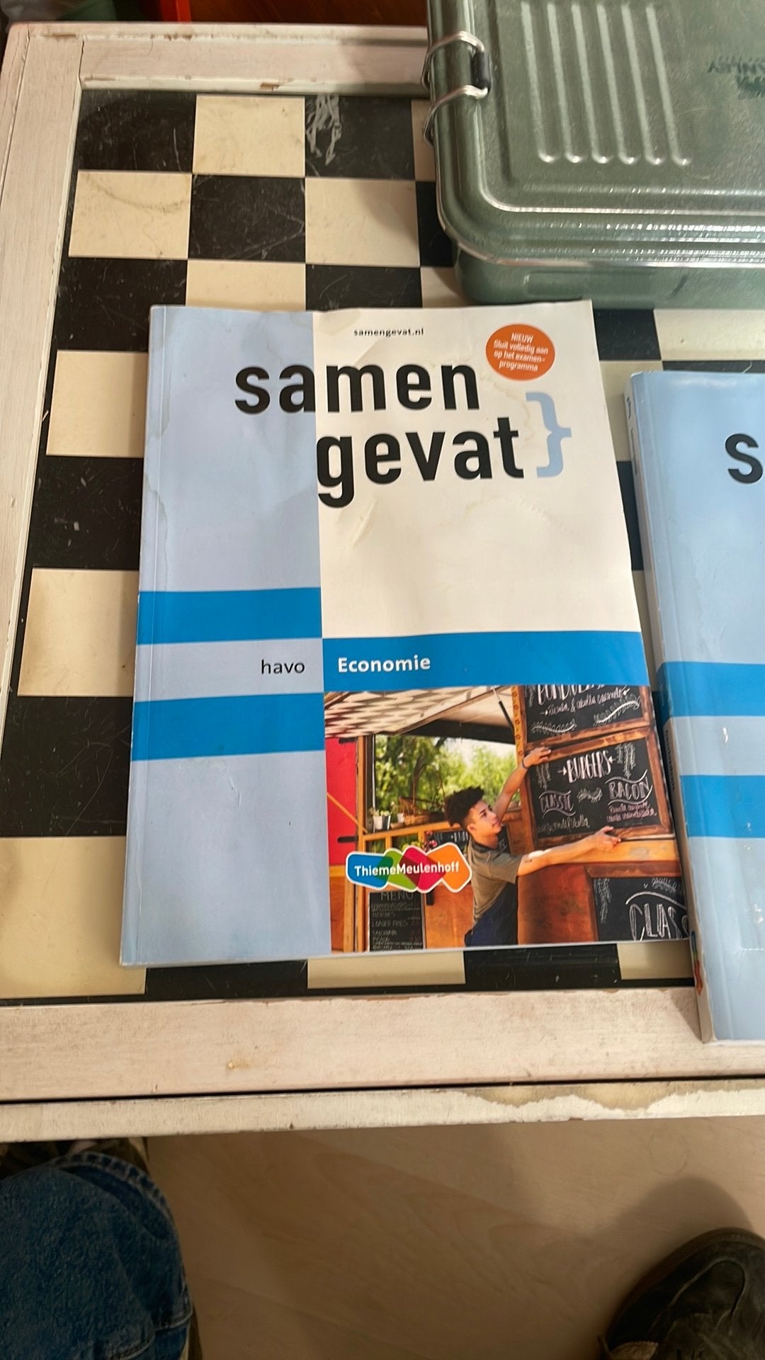 Examenbundels Economie 2022 en Geschiedenis 2021, Ophalen, Zo goed als nieuw, HAVO, Economie