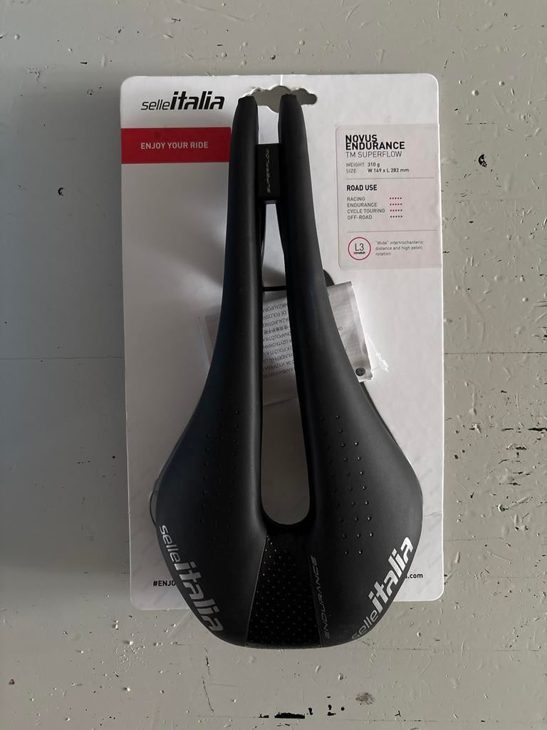 Selle Italia Novus Endurance TM Superflow zadel, Ophalen of Verzenden, Zadel, Racefiets, Nieuw