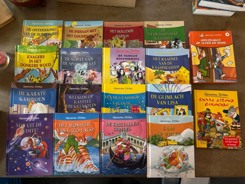 18 x Geronimo Stilton boeken, samen voor €50,-, Ophalen of Verzenden