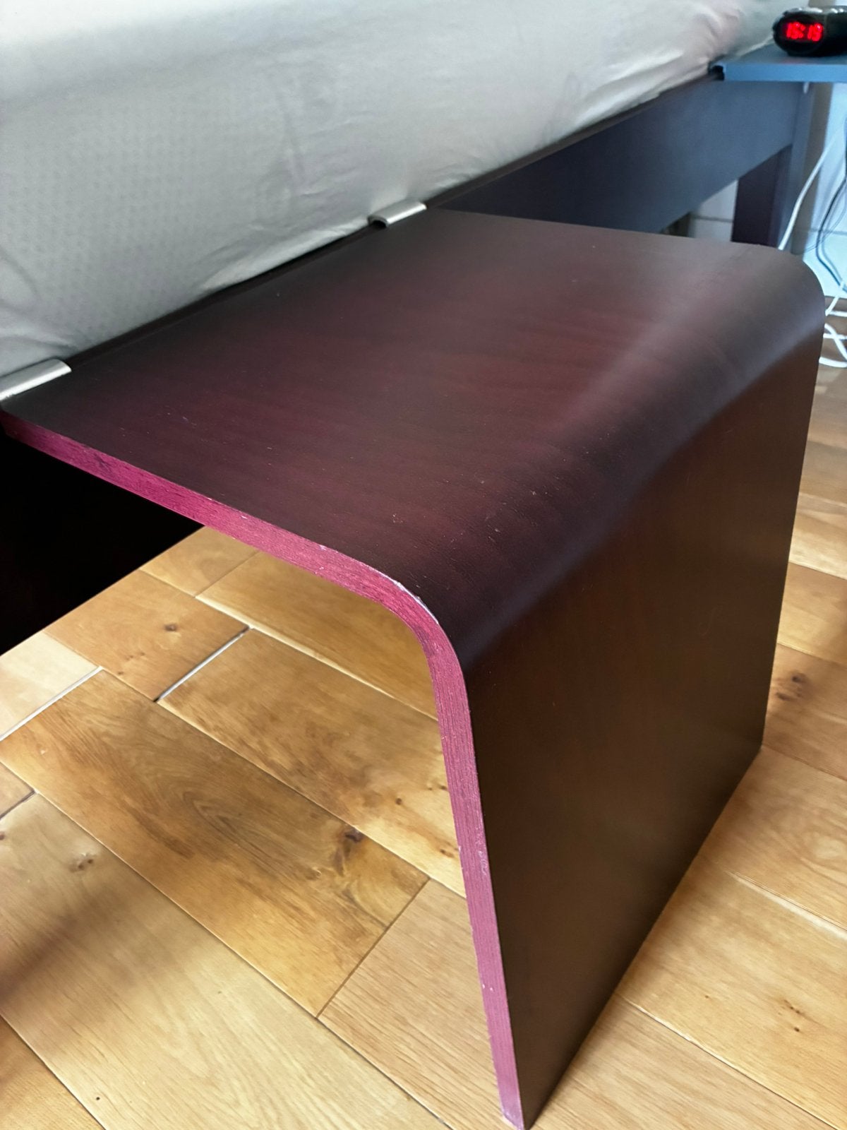 Aanhaaktafeltje auping 48 cm kersenkleur, Minder dan 45 cm, Ophalen of Verzenden, Zo goed als nieuw, Minder dan 55 cm