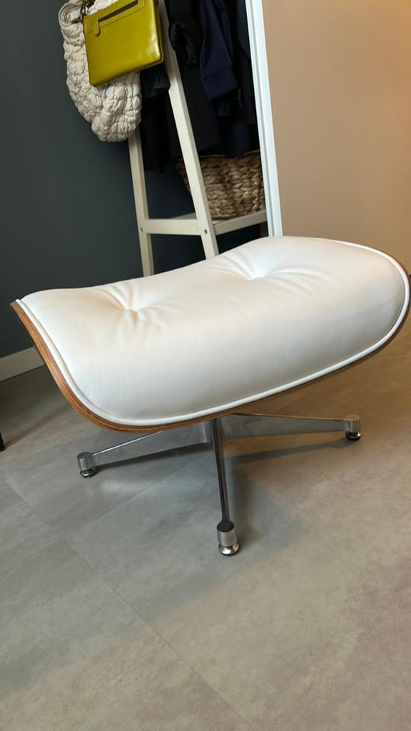 Eames ottoman (imitatie), Ophalen, Zo goed als nieuw