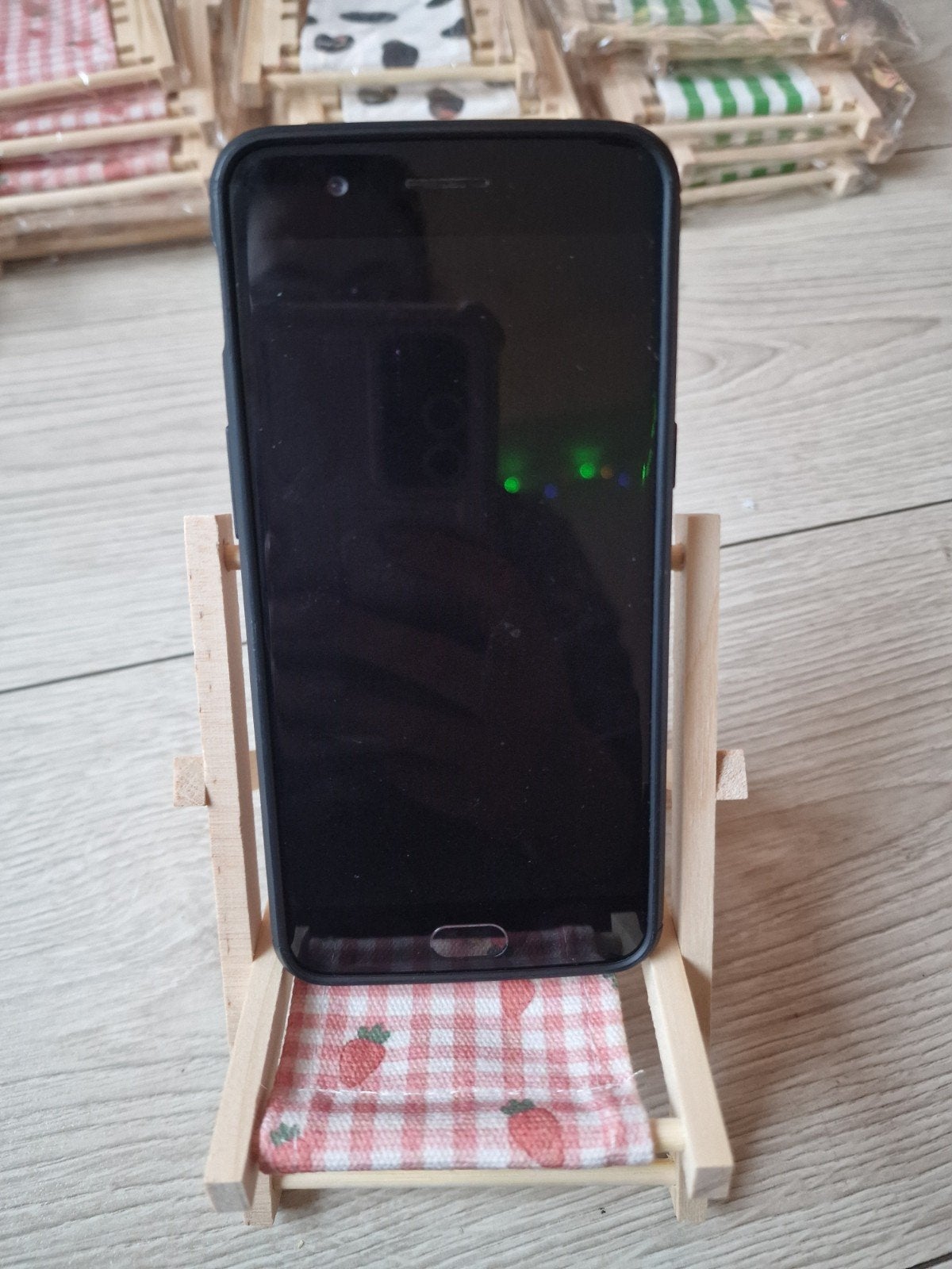 31 Mini Strandstoel Telefoonhouder -Leuke Decoratie & Cadeau, Ophalen of Verzenden, Nieuw, Telefoonhanger of Accessoire, Universeel