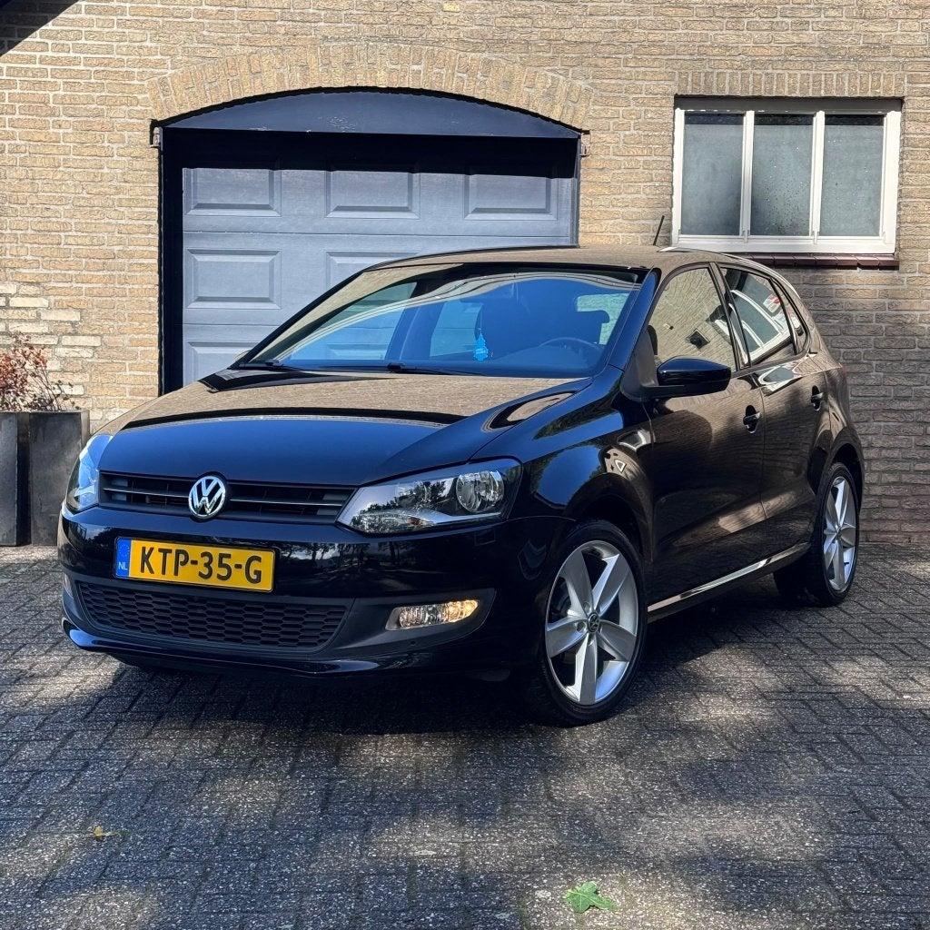 Volkswagen Polo 1.2 TSI DSG | ClimateC | CruiseC | 17 velgen, Auto's, Euro 5, Stof, 4 cilinders, Zwart