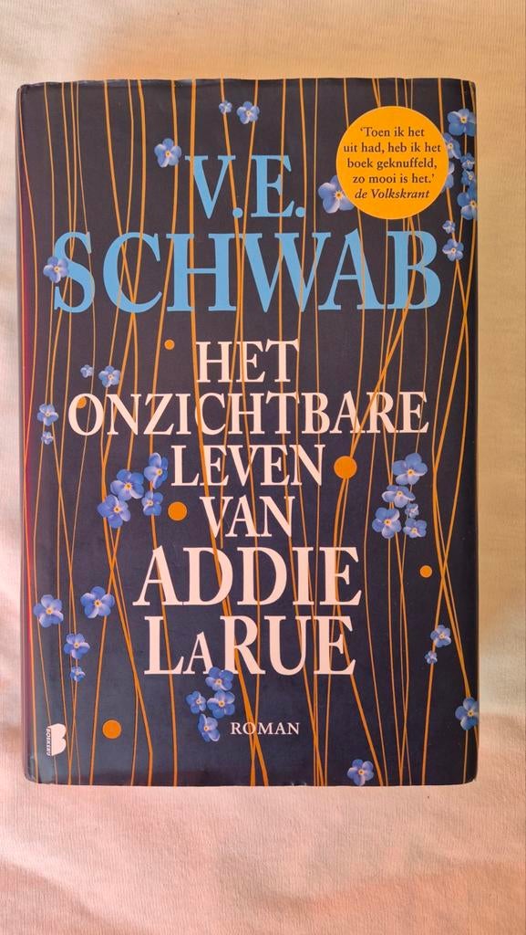 V.E. Schwab - Het onzichtbare leven van Addie LaRue, Boeken, Ophalen of Verzenden, Gelezen, V.E. Schwab