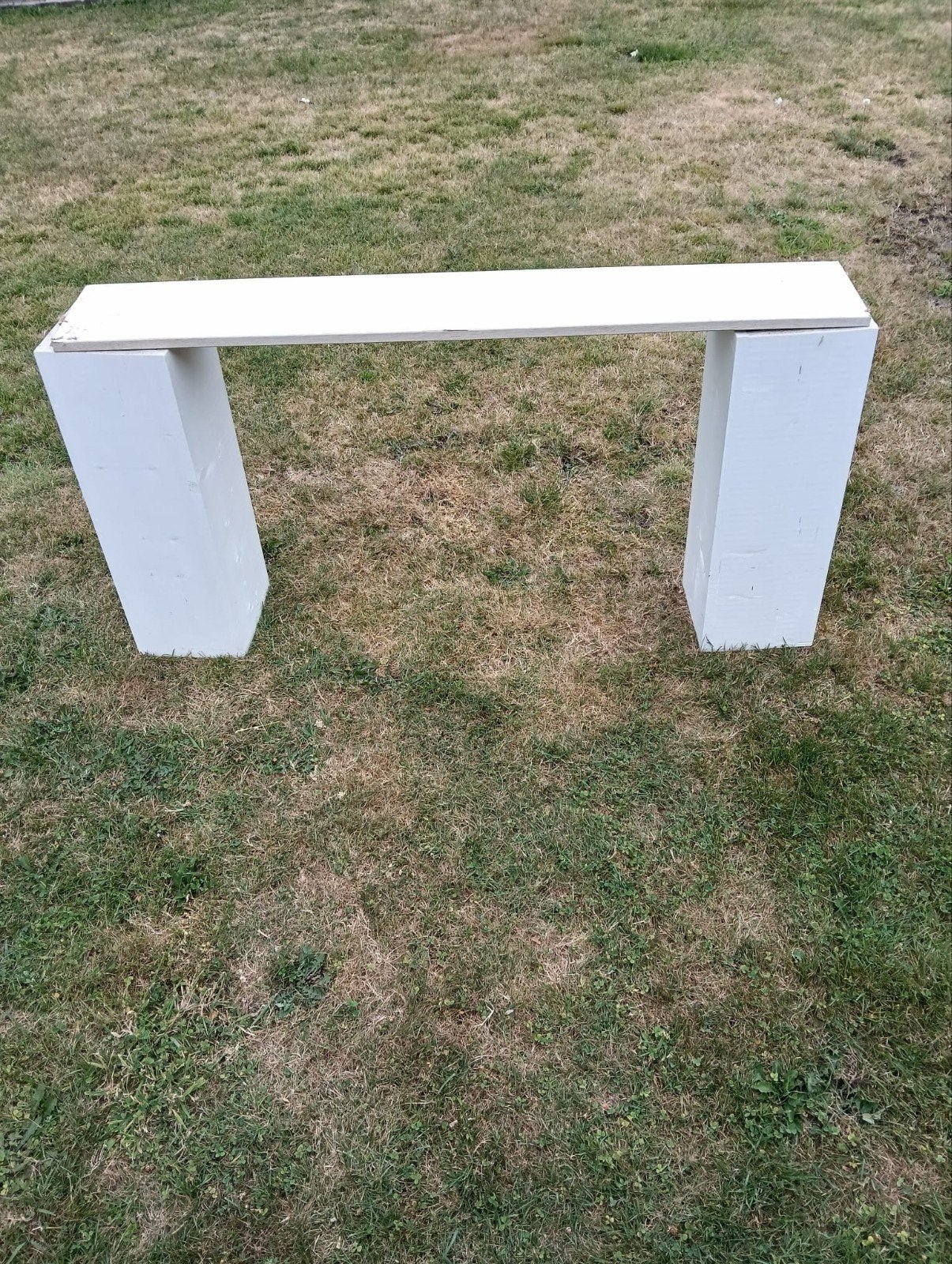 te koop 2 houten zuilen met plank erop, Huis en Inrichting, Woonaccessoires | Zuilen en Pilaren, Ophalen