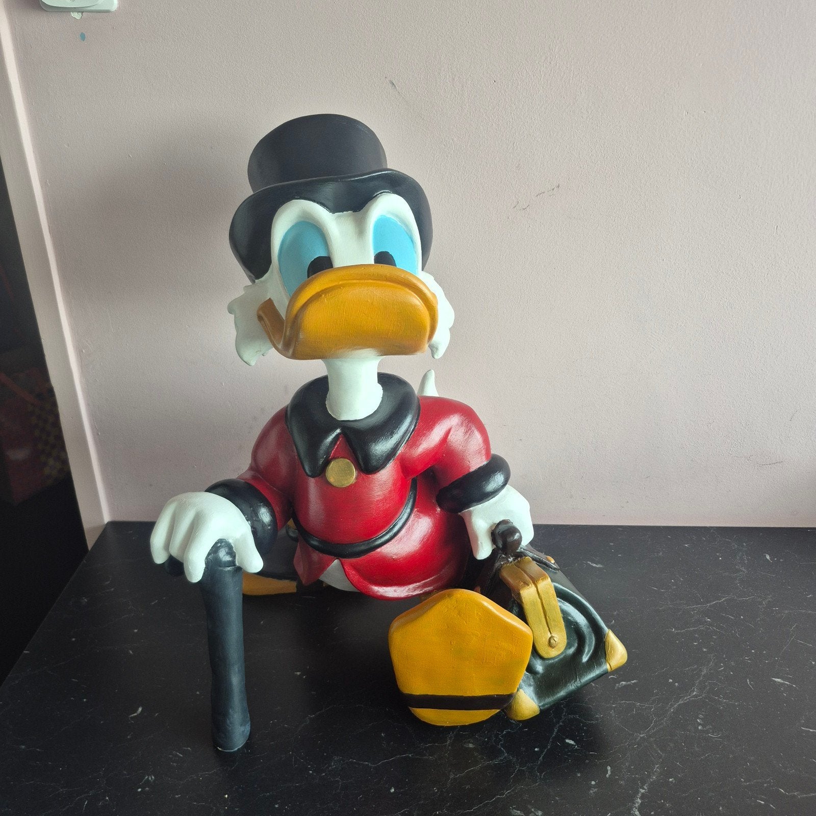 Groot Dagobert Duck beeld. Walt Disney beeld, Verzamelen, Ophalen of Verzenden, Donald Duck, Zo goed als nieuw, Beeldje of Figuurtje
