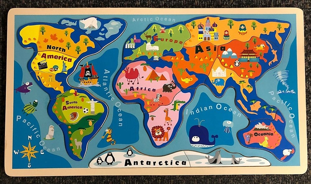 Puzzel wereldkaart continenten - hout - Nieuw! educatief, 10 tot 50 stukjes, Nieuw, Ophalen of Verzenden, Van hout