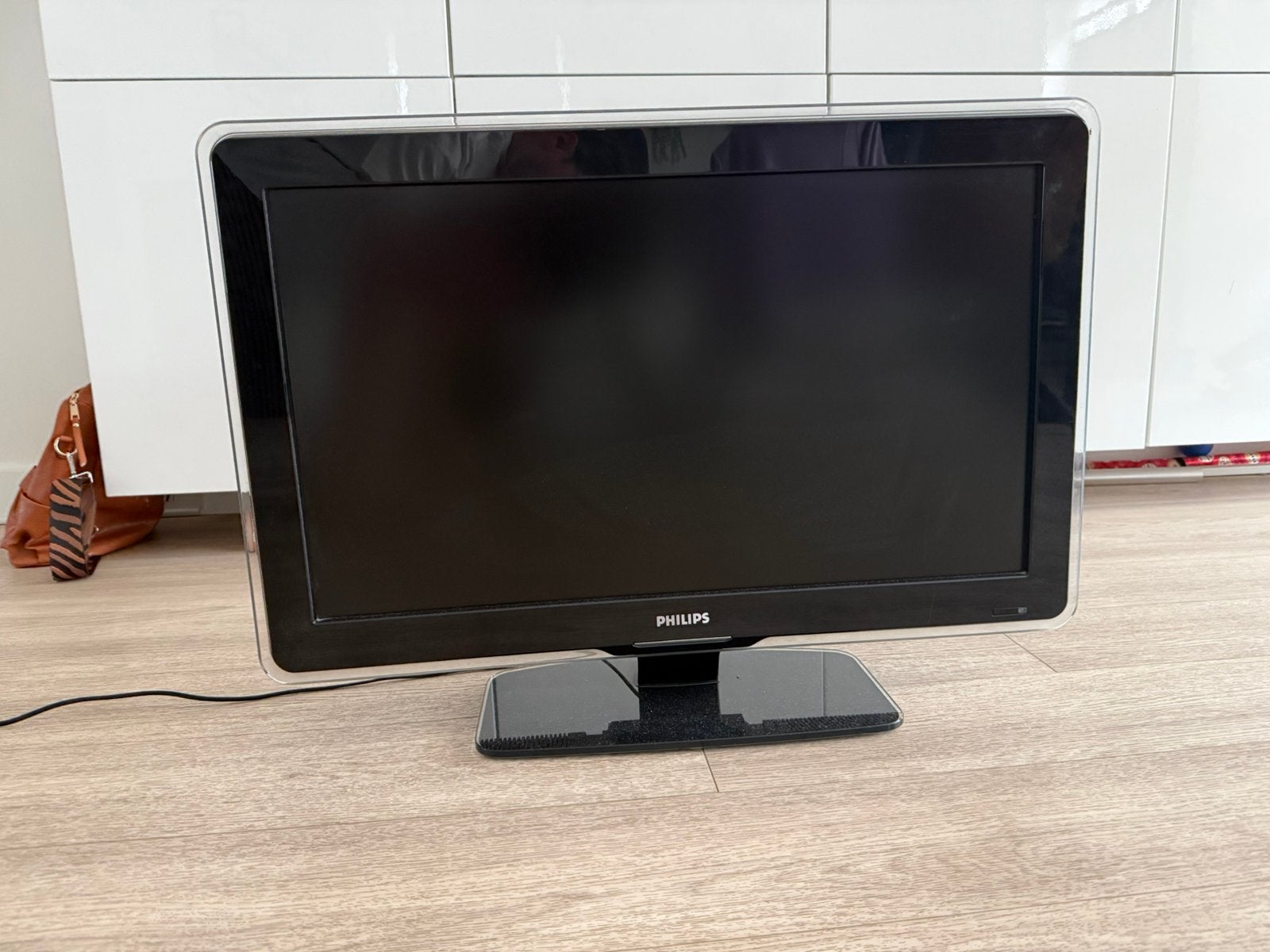 Philips 32 inch tv - met afstandsbediening, Ophalen, Philips, 50 Hz, 80 tot 100 cm