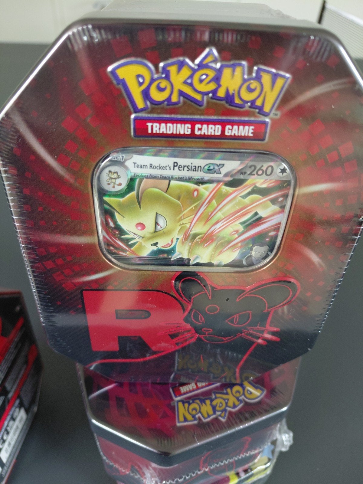 Pokémon team rocket Persian tin box, Ophalen of Verzenden, Nieuw, Booster, Foil